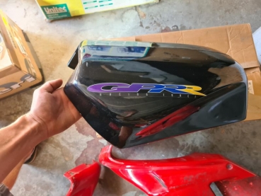 Preview: Verkleidung Helmfach / Tank Original Derbi GPR 50 Neu