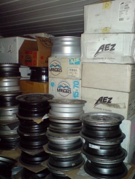 Preview: Ford Fiesta / Ka Sommerreifen Alufelgen Kompletträder 6x14 4x108 ET38 Doz