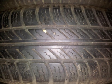 Preview: Ford Focus / Mondeo Sommerreifen Kompletträder 185/65R14T