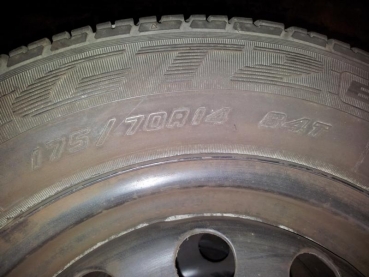 Preview: Ford Focus / Mondeo Sommerreifen Kompletträder  175/70T-14