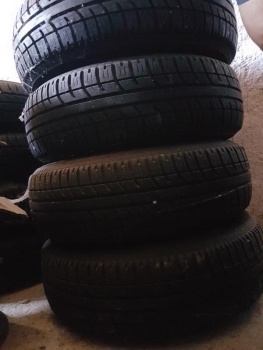 Preview: Renault Clio/Megane Sommerreifen Kompletträder 175/70R13T Sava Effecta