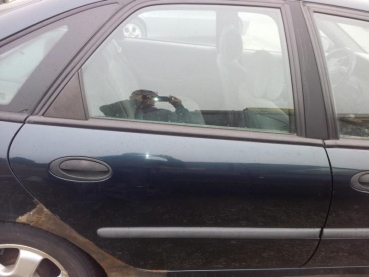 Tür RH Renault Laguna 1,9 Tdi