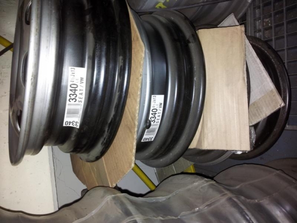 Stahlfelgen 4,5x13 4x100 ET35 ML57 VW Polo