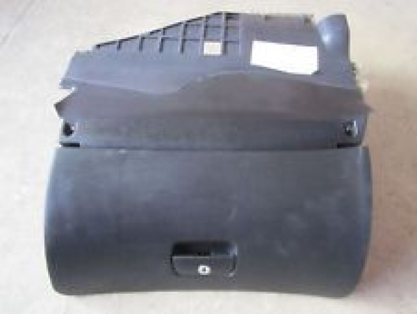 Handschuhfach VW Passat 1,8i 3BG