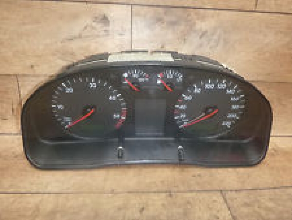 Tacho VW Passat 1,8i 3B Bj.1998