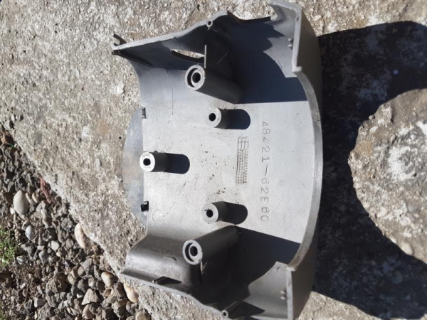 Abdeckung unter Lenkrad Suzuki Swift Cabrio