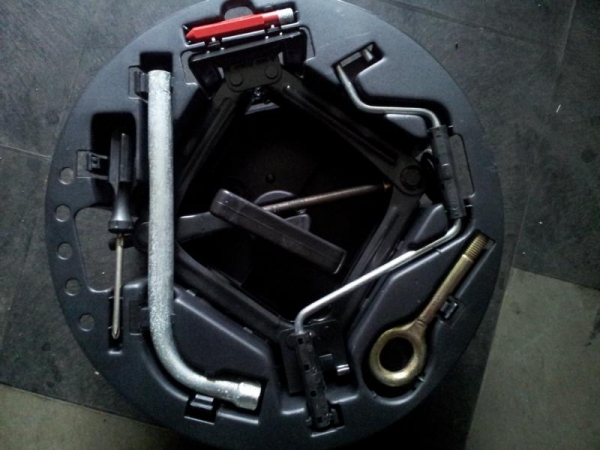 Werkzeugset Alfa Romeo 147 JTd